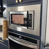 Replace knob for microwave in Whirlpool Microwave